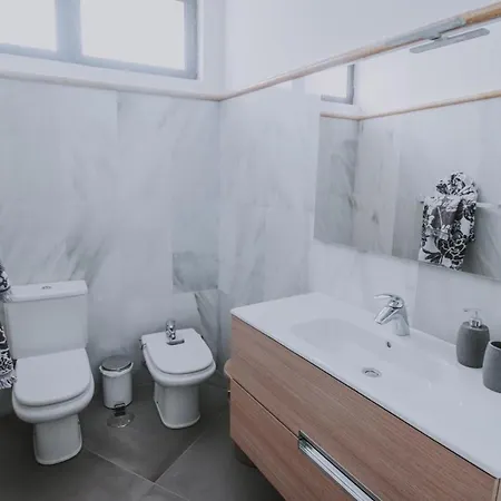 Casa Marquesa With Private Heated Pool & Sea Views Вилла Фамара